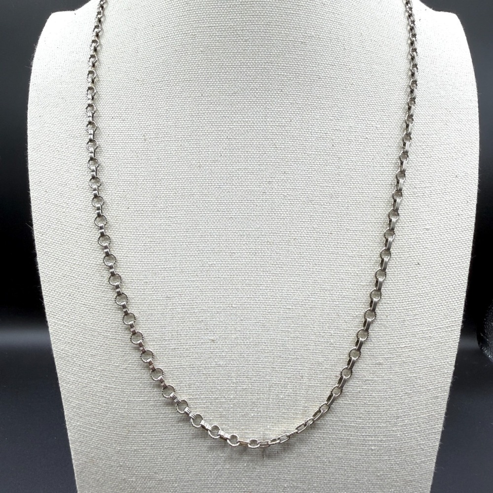 Silver Tone Textured Circle Link Chain Necklace Minimalist Statement Fashion